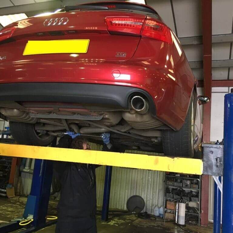 audi-car-service-repair-mechanic
