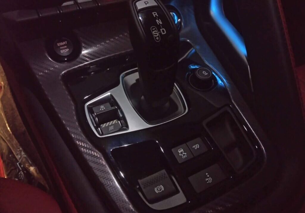 car-gear-shifter-console-night-lighting